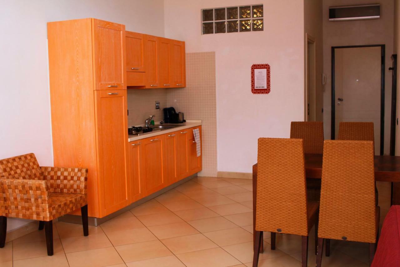 Appartamento Vicino Alla Spiaggia กาลัมโบรเน ภายนอก รูปภาพ