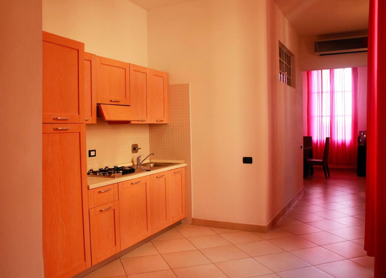 Appartamento Vicino Alla Spiaggia กาลัมโบรเน ภายนอก รูปภาพ